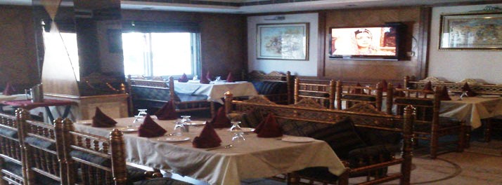 1651/Hotel Zeeras - Varanasi 05.jpg